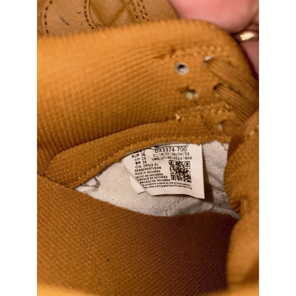 Nike Women’s Dunk Low Quilted Wheat Brown DX3374-700 Women's Size 7
